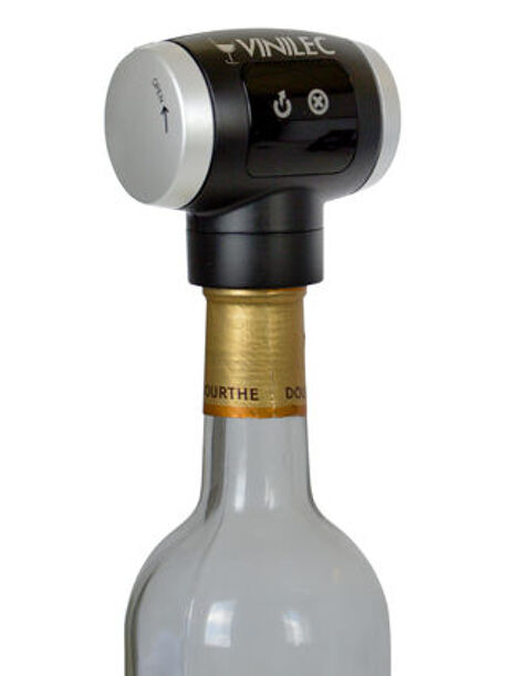 2 Bouchons de vin � vide 25 Cannes (06)