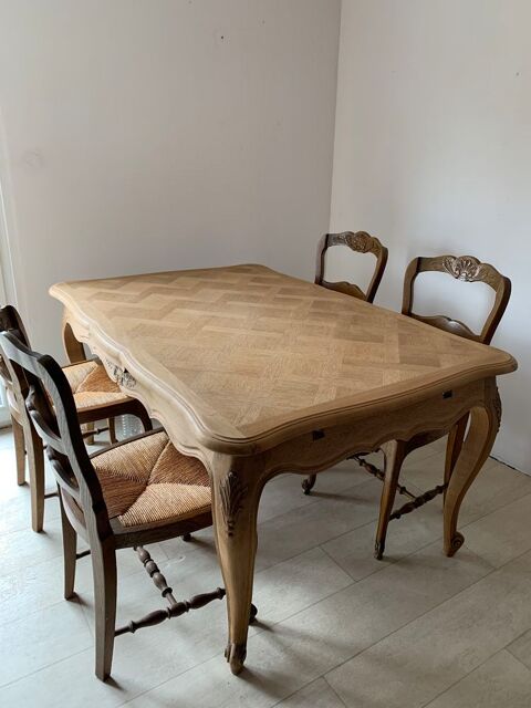 Belle table de style et ses quatre  chaises 2000 Beausite (55)