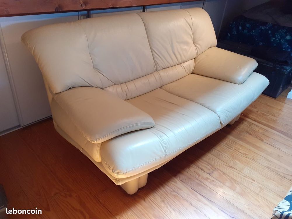 Canap&eacute; beige cuir Meubles