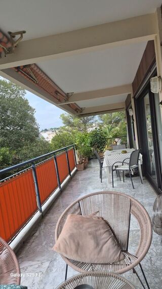 Appartement 4 pièces 114 m² · à Cannes · 114 m² · 585 000 €