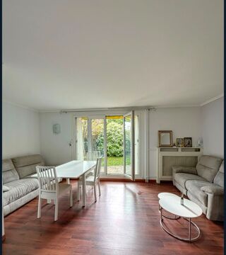  Appartement à louer 3 pièces 75 m²