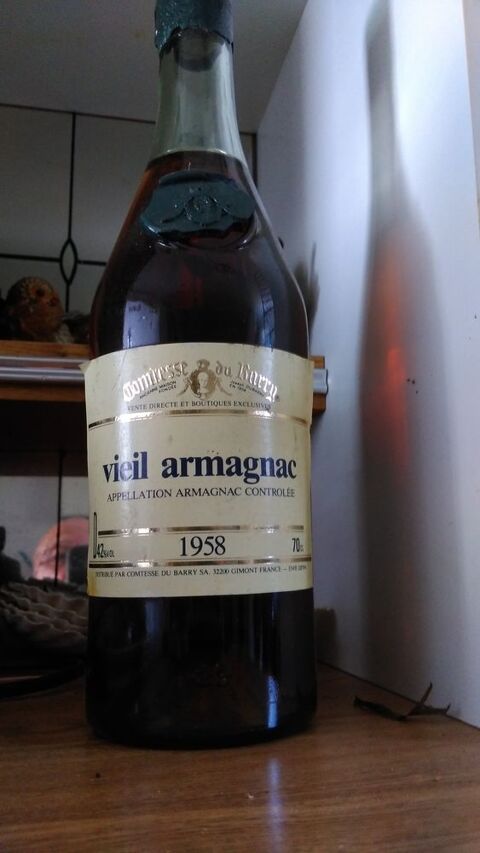  Vieil  armagnac de comtesse du Barry de 1958 0 Cusset (03)