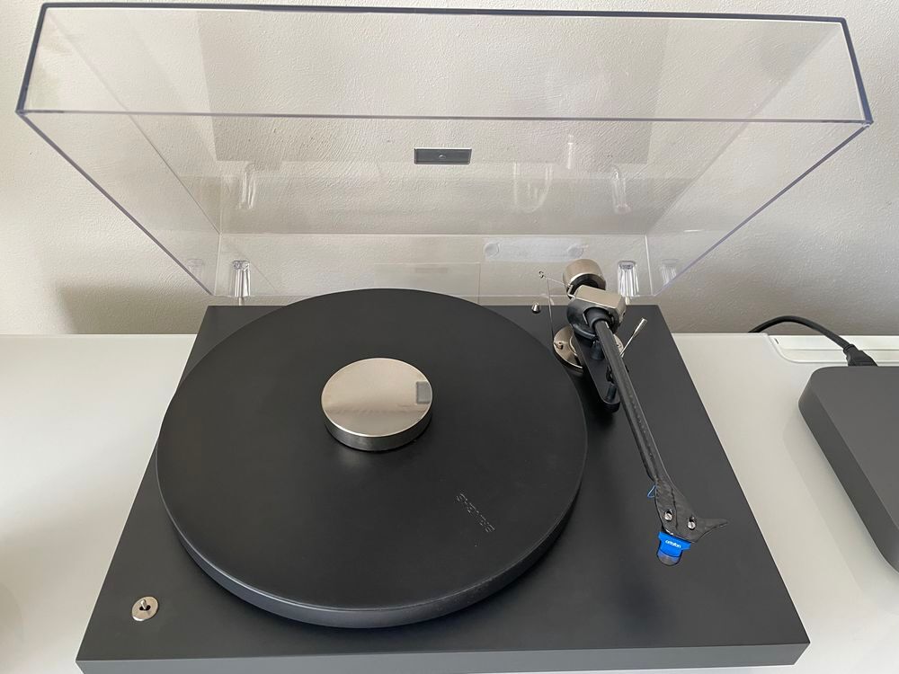 Platine vinyle hi-fi PRO-JECT DEBUT PRO Audio et hifi