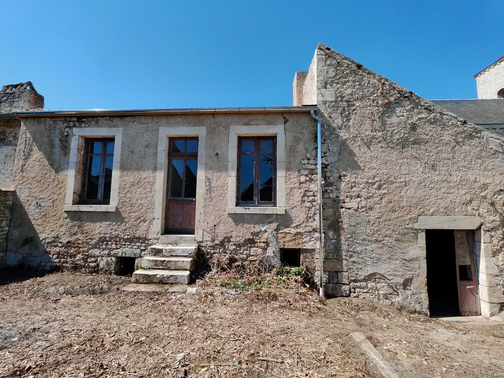 Vente Maison Maison 220 m2 à   rénover au centre bourg de Bonneuil-Matours Bonneuil-matours