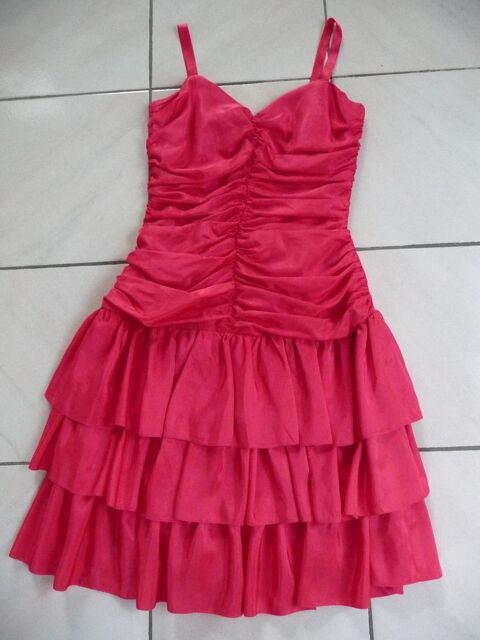 Robe bustier soirée ou cérémonie T.36 - N E U V E 55 Celles-sur-Belle (79)
