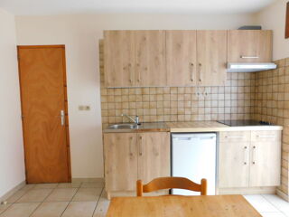  Appartement à louer 2 pièces 32 m²