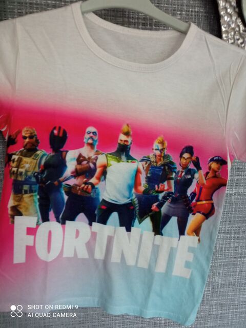 T Shirt Fortnite garçon 2 Saint-Vougay (29)