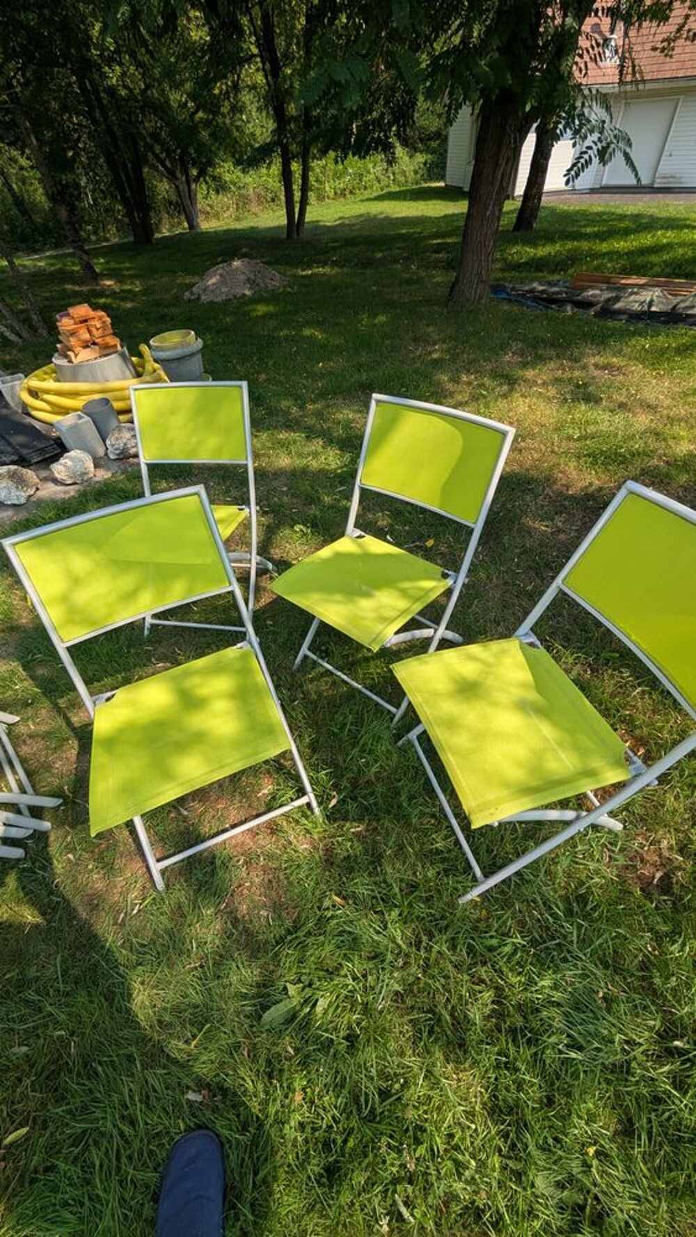 Table de jardin en verre tremp&eacute; + 8 chaises pliantes Meubles