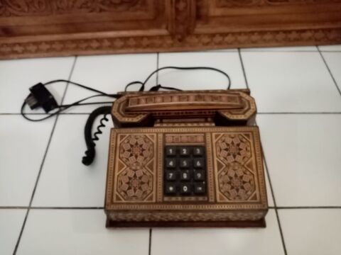 Telephone modle Syrien 
0 Saint-Cloud (92)