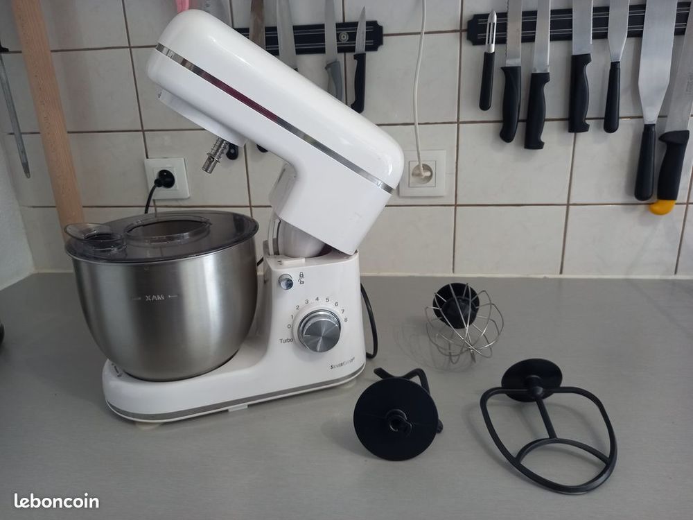 Robot p&acirc;tissier batteur silvercrest Electroménager