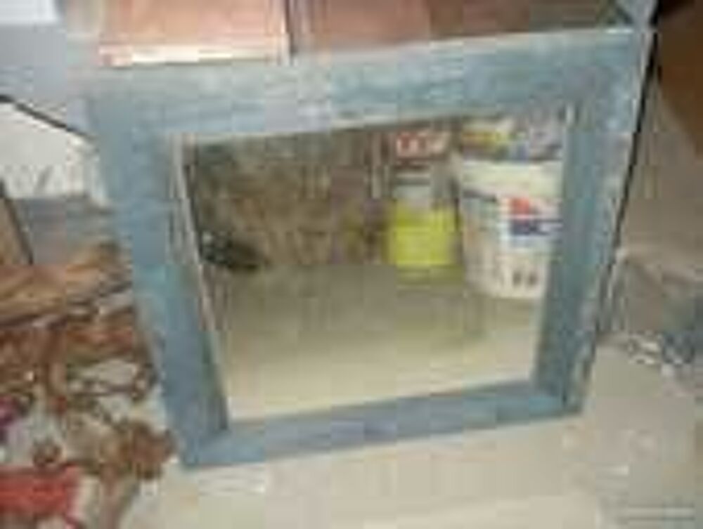 Petite armoire avec miroir vintage et divers miroirs Meubles