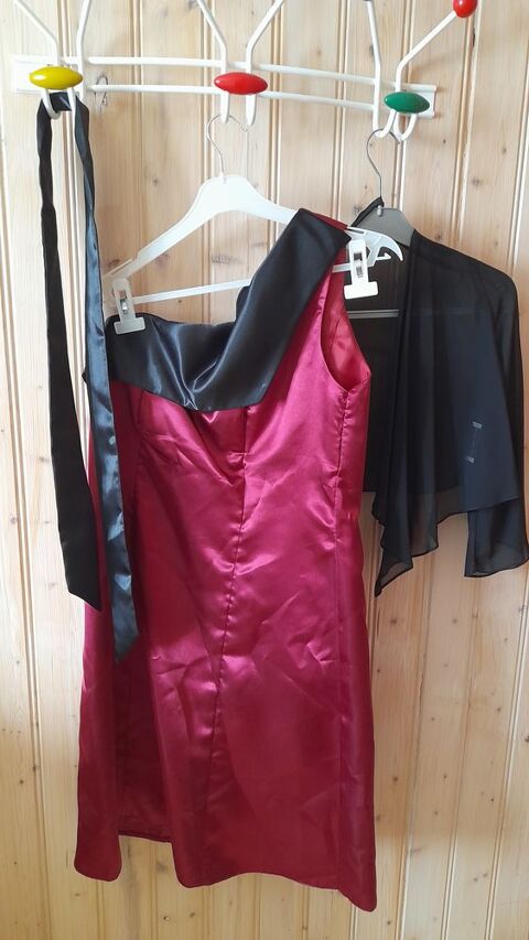 robe taille L 45 Carcassonne (11)