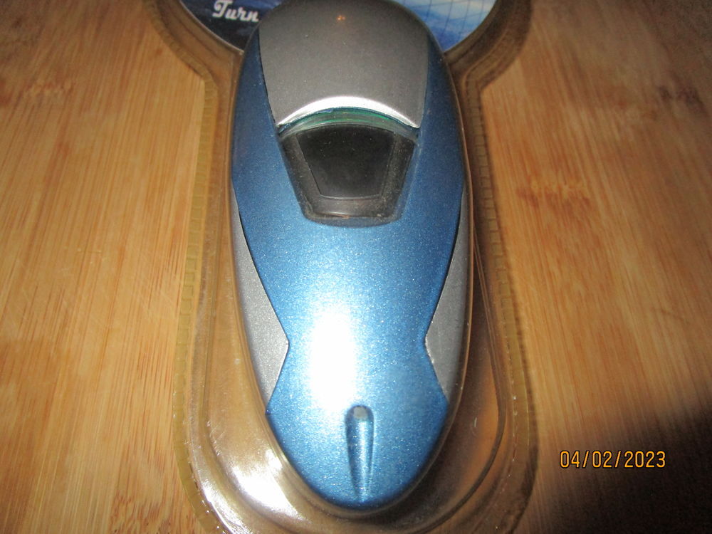 torche dynamo rechargeable &agrave; manivelle de luxe Bricolage