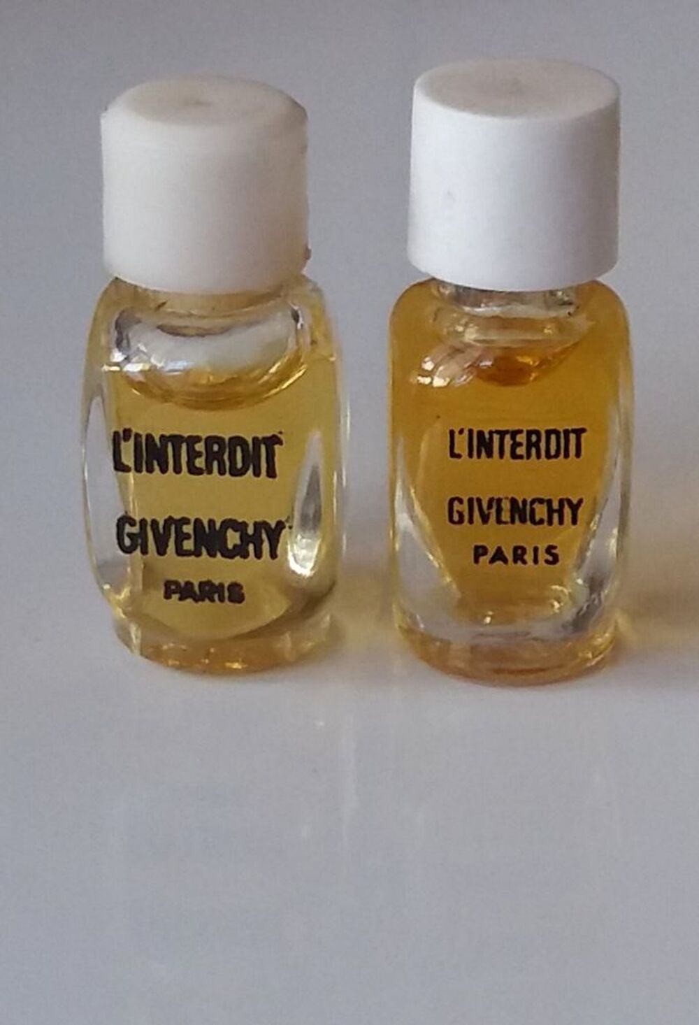 Miniatures de parfum &agrave; 4  