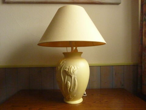 Lampes de chevet
10 Dagneux (01)