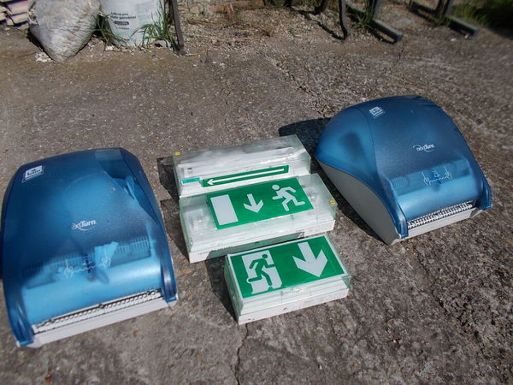  distributeur papier toilette + boitier service faire prix Electroménager