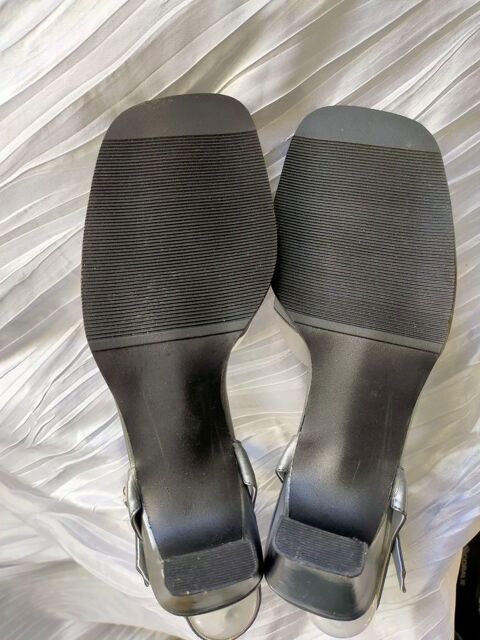 sandale matelass�e ouverte grise avec bride arri�re ARVINA ? 10 Savigny-sur-Orge (91)