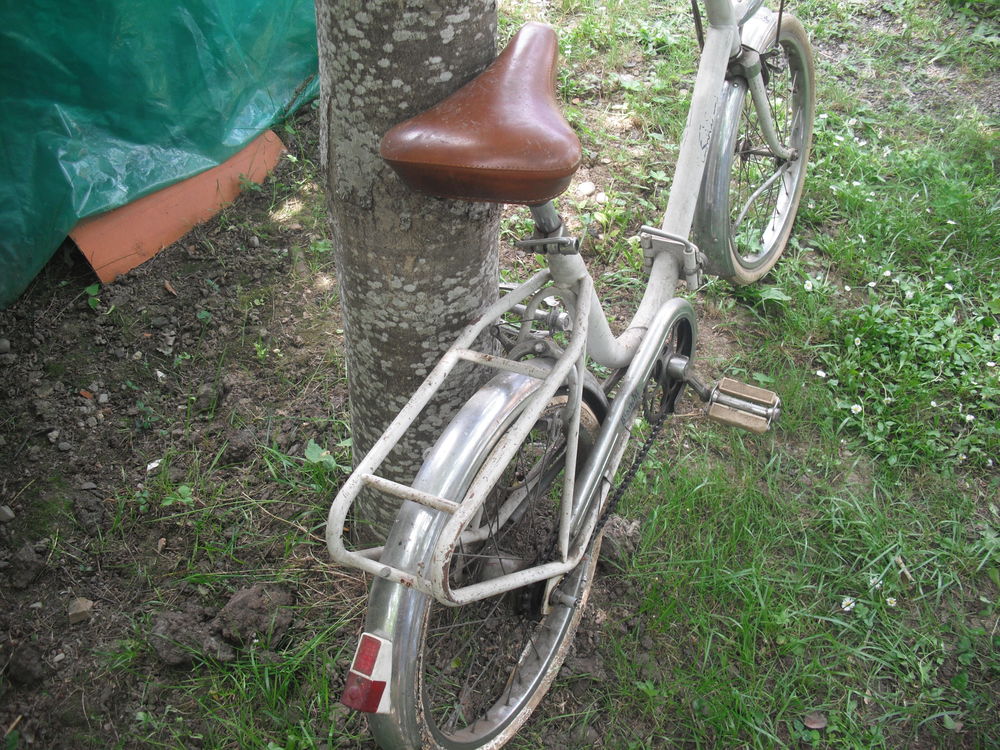v&eacute;lo pliant de marque BIANCHI de 1970. Vélos