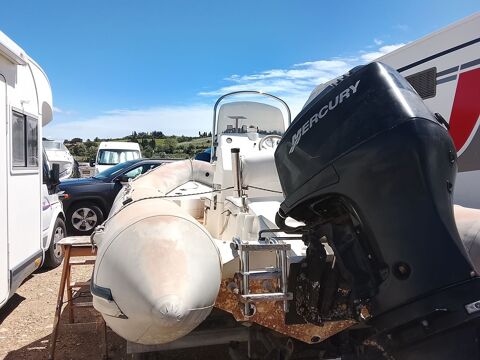 Bateaux &agrave; moteur Pneumatique - Semi-rigide 2002 occasion Fourques 66300
