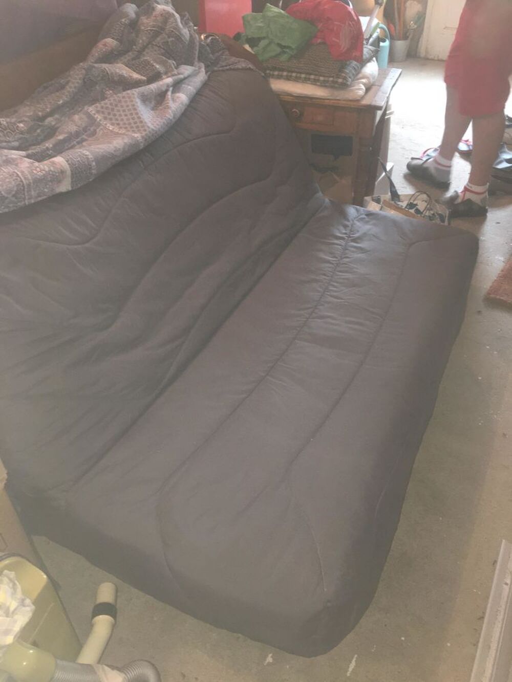 Banquette BZ &agrave; roulettes de 140 avec matelas bultex 35kg Meubles