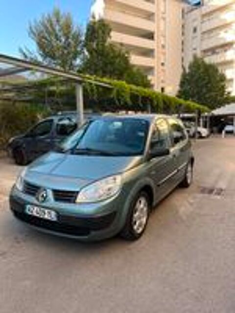 Sc&eacute;nic II Scenic 1.5 dCi 100 Confort Authentique 2003 occasion 13005 Marseille