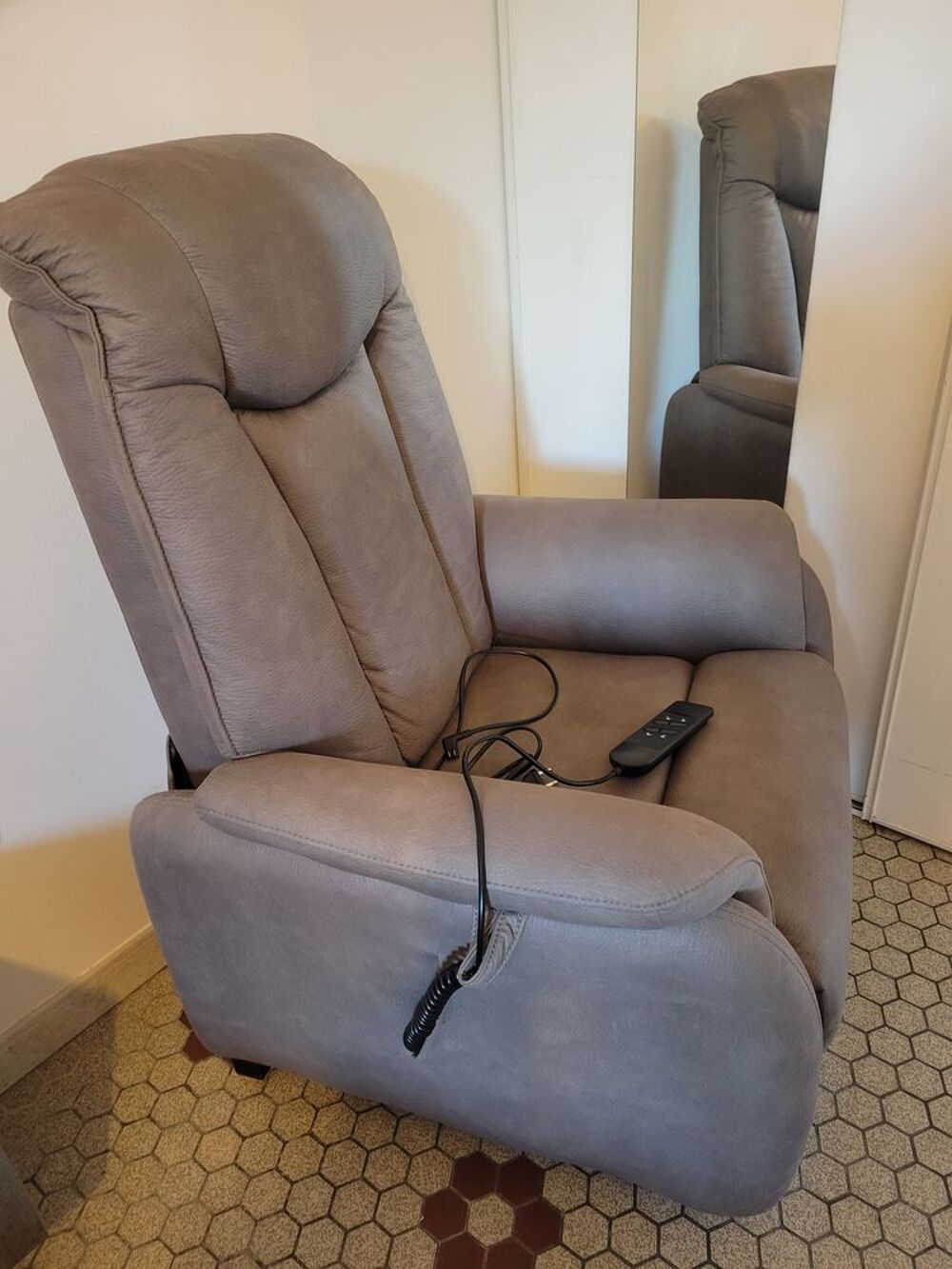 Fauteuil &eacute;lectrique Meubles