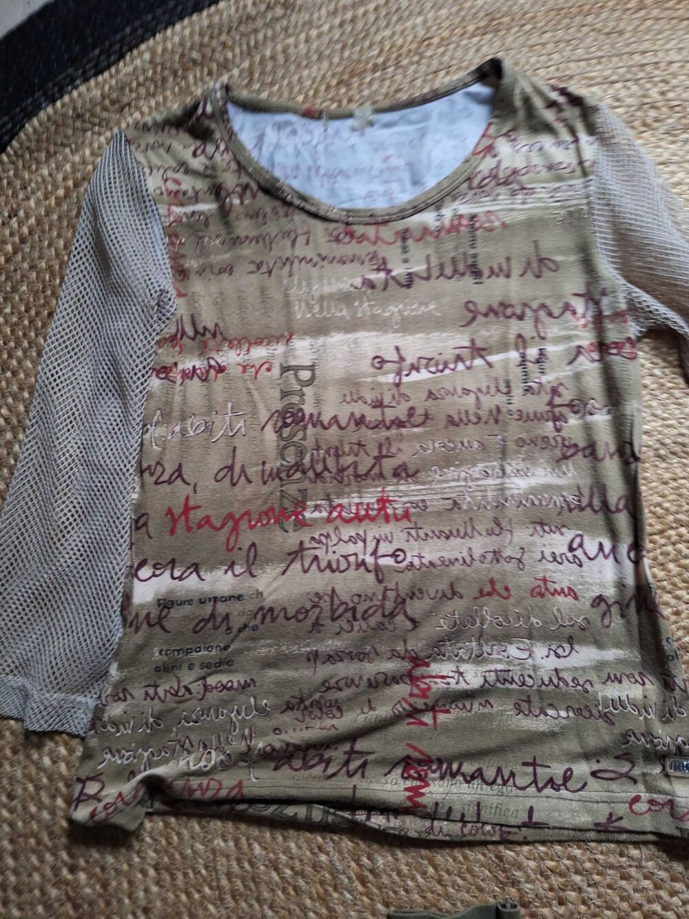 Tee-shirt vintage ann&eacute;e 80 fleur de sel Vêtements
