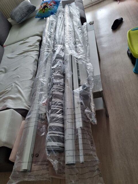 Store banne 4x3 neuf 250 Strasbourg (67)