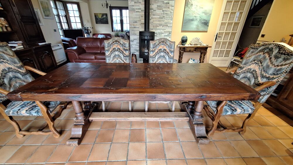 table monast&egrave;re ch&ecirc;ne XVII Meubles