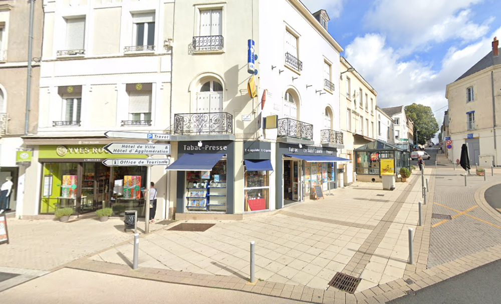   Local commercial centre-ville de Cholet 