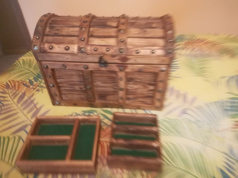 coffre bois Meubles