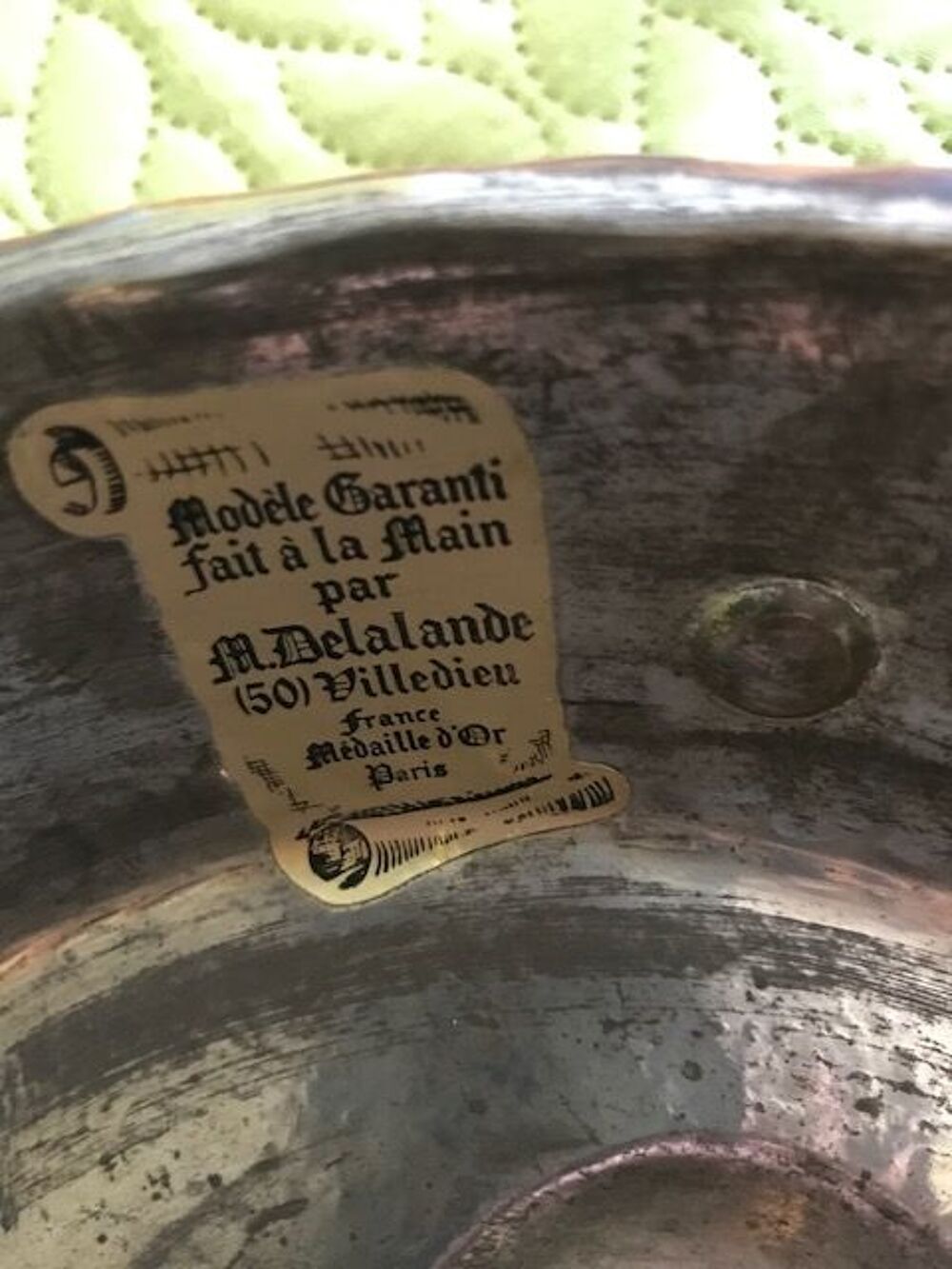 Poele &agrave; 6 oeufs (19&egrave;me si&egrave;cle) en cuivre 