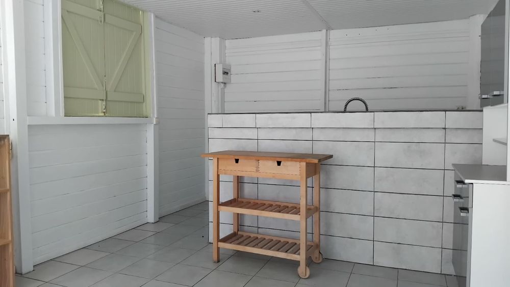 Location Appartement STUDIO 1 CHAMBRE A CAPESTERRE BELLE-EAU Capesterre-belle-eau