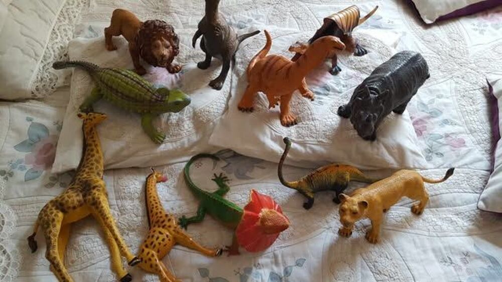 Onze grands animaux Pr&eacute;historiques et autre N&deg; 283 Jeux / jouets