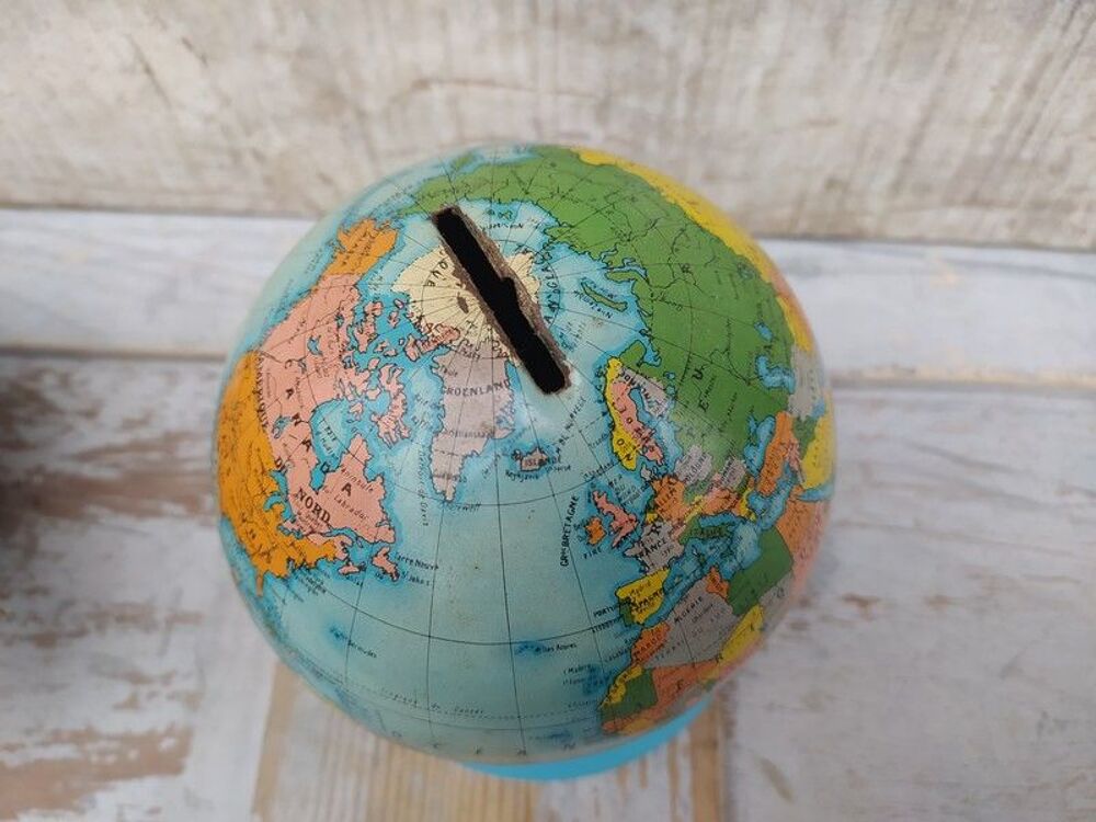 Ancien Petit Globe Terrestre Tirelire Jouet Mont-Blanc T&ocirc;le 