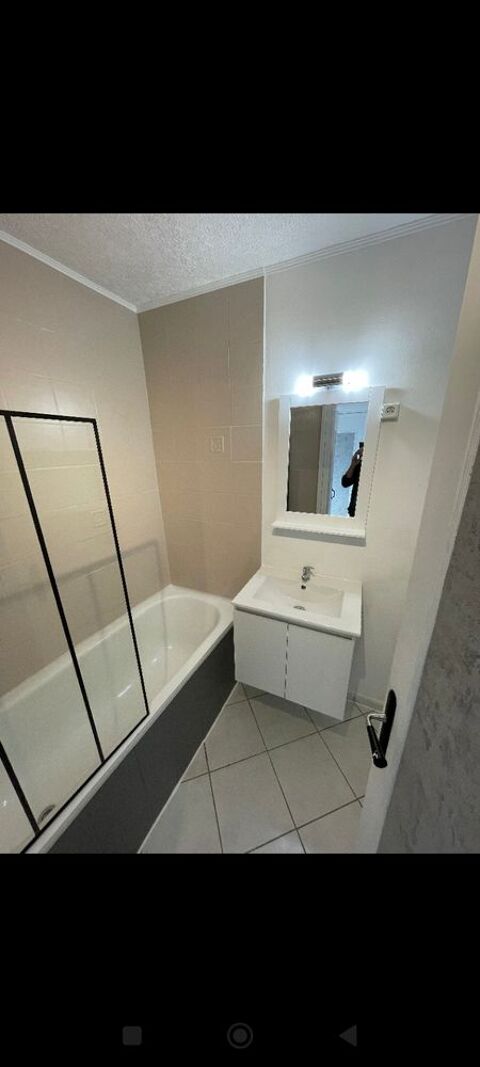  Appartement � louer 3/4 pi�ces 70 m�