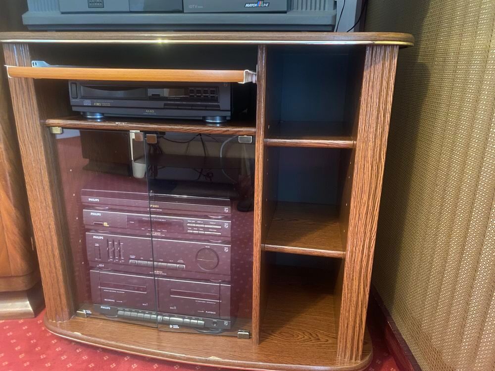 TELEVISION PHILIPS +MEUBLE+DECODEUR 
