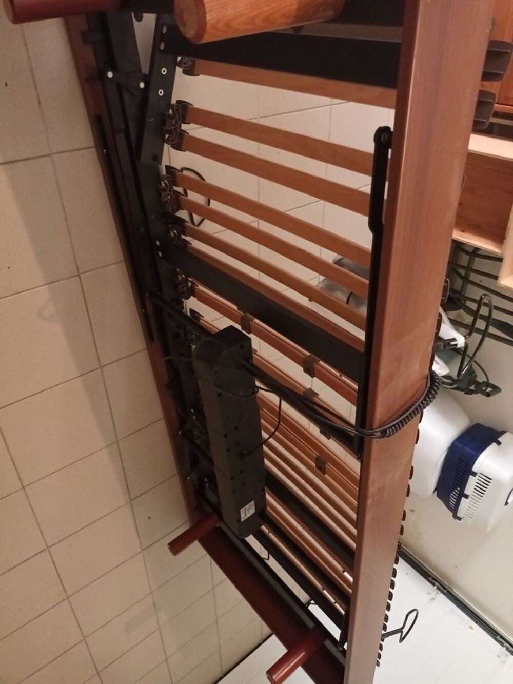 lit &eacute;lectrique Meubles