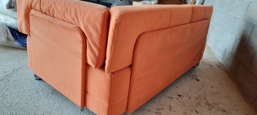 donne canap&eacute; tissu orange bon &eacute;tat Meubles