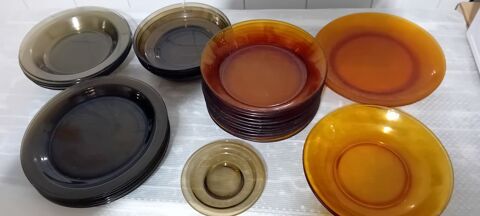 Assiettes Duralex 10 Saint-Paul-l�s-Dax (40)
