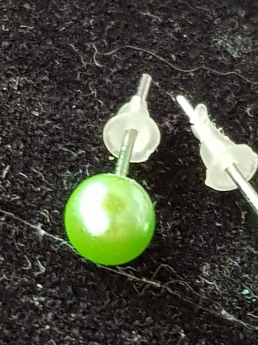 Perle verte nacr&eacute;e neuve 5 mm 1 e Bijoux et montres