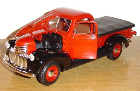 SOLIDO 1/19me CHEVROLET PICK-UP 1946 SOUS BLISTER 35 Sergines (89)
