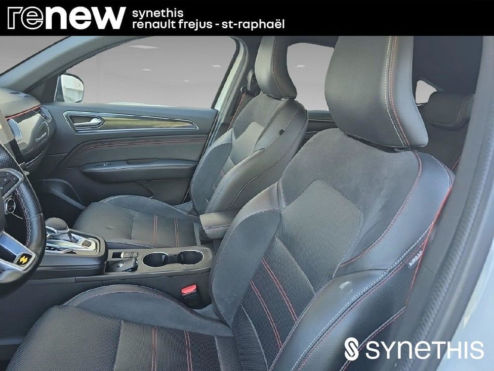 Arkana E-Tech hybride 145 R.S. Line Fast Track 2022 occasion 83600 Fr&eacute;jus