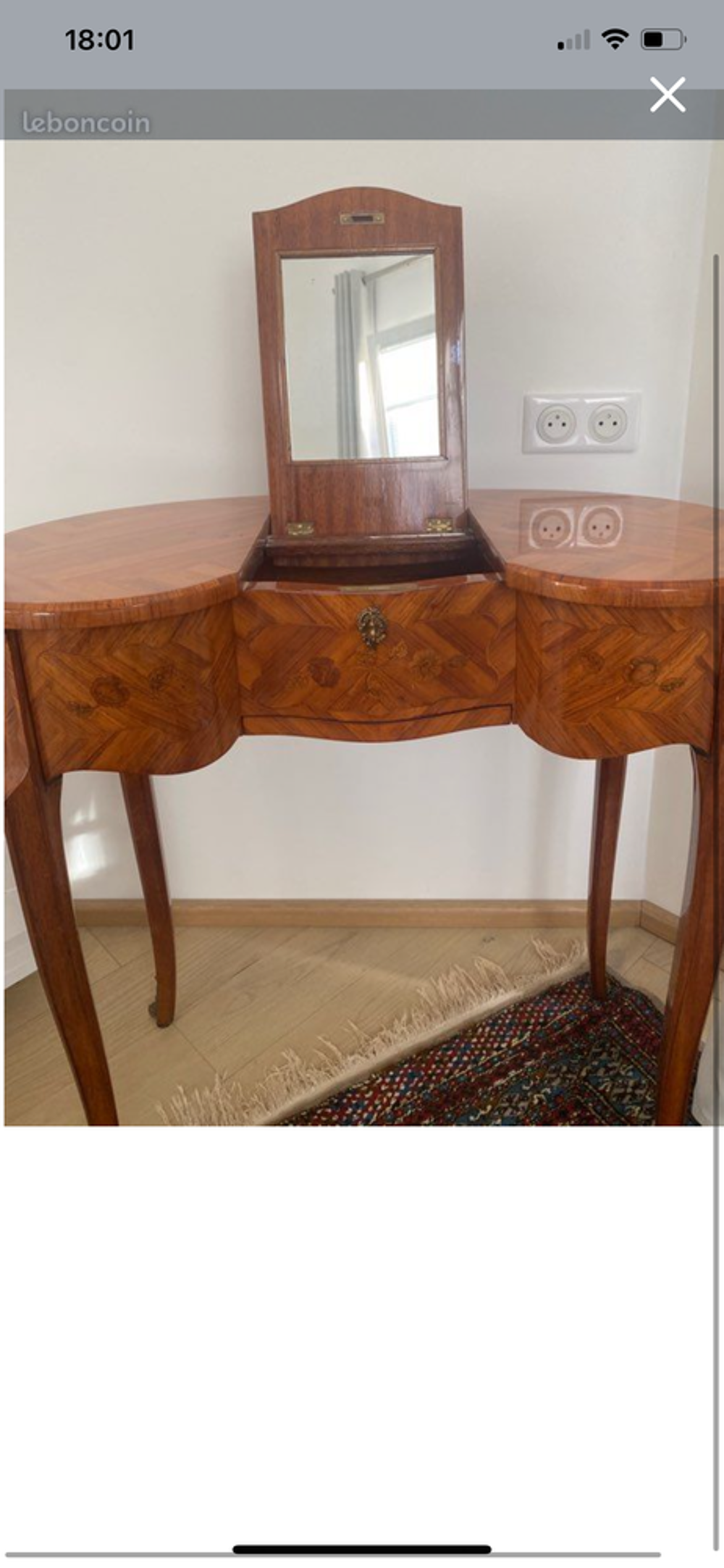 Chambre: Armoire, Coiffeuse, 2 Gu&eacute;ridons en Bois de Rose Meubles