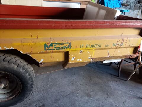 benne agricole 5000 34360 Saint-chinian