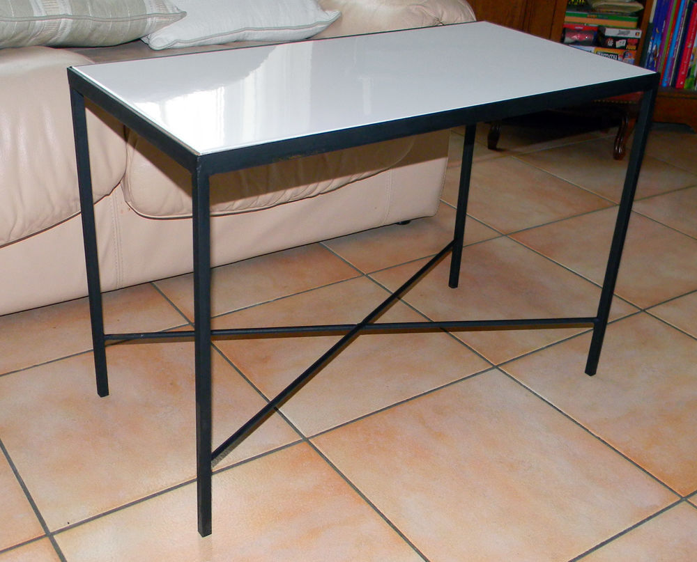 Table basse acier forg&eacute; et c&eacute;ramique Meubles