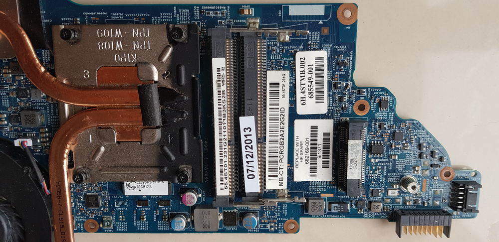 Carte m&egrave;re 682169-001, HP dv6 7060sf Matériel informatique
