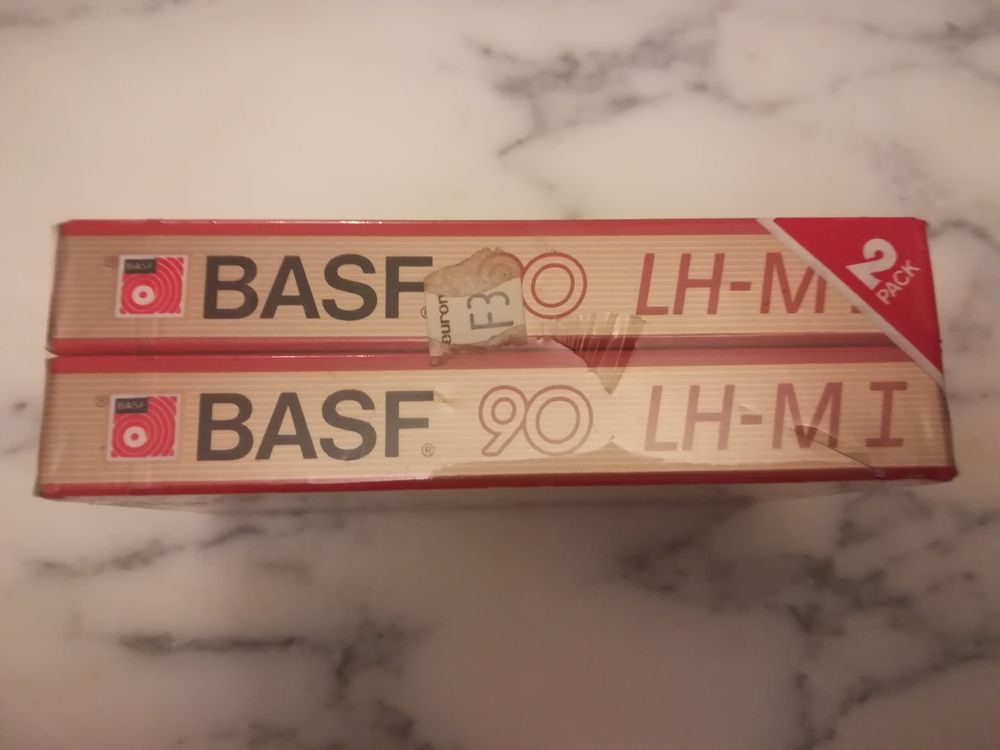 Lot 2 cassettes audio vintage BASF neuves. Audio et hifi
