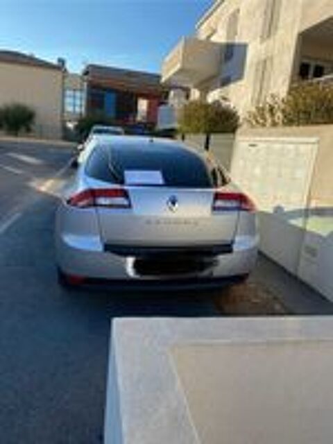 Annonce voiture Renault Laguna III 4000 
