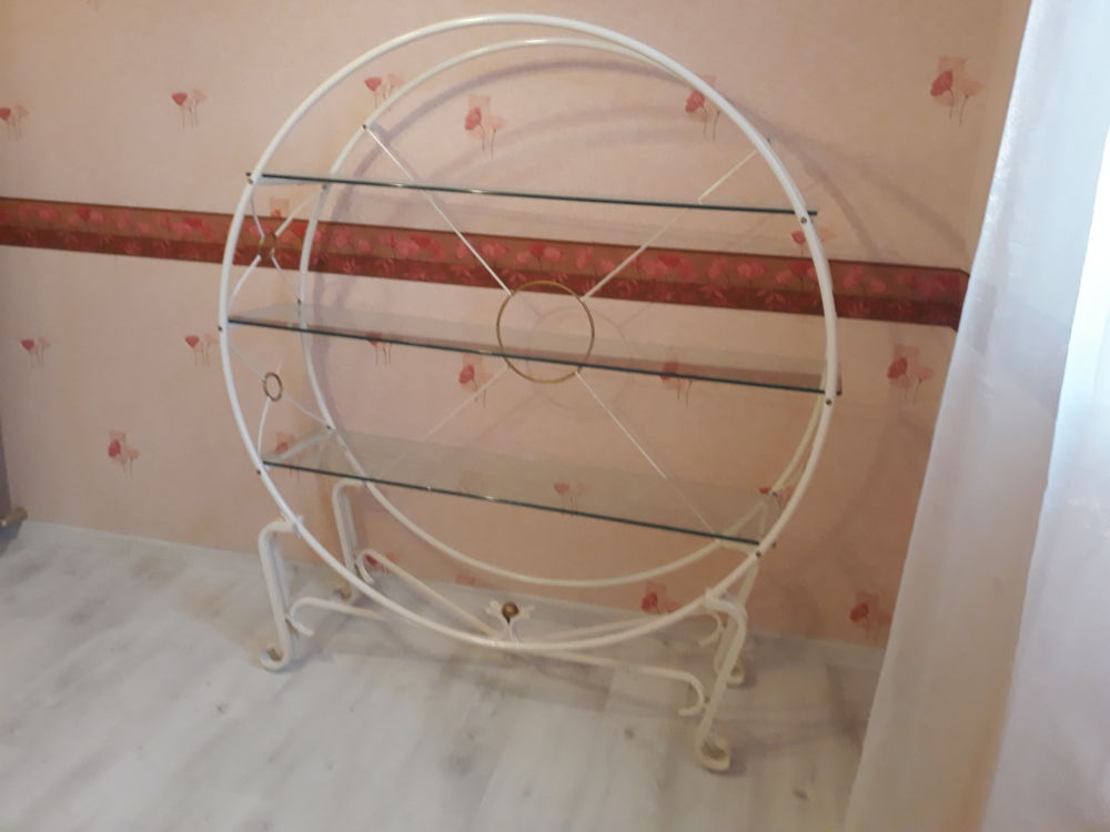 &eacute;tag&egrave;re en fer forg&eacute; et 3 tablettes en verre Meubles
